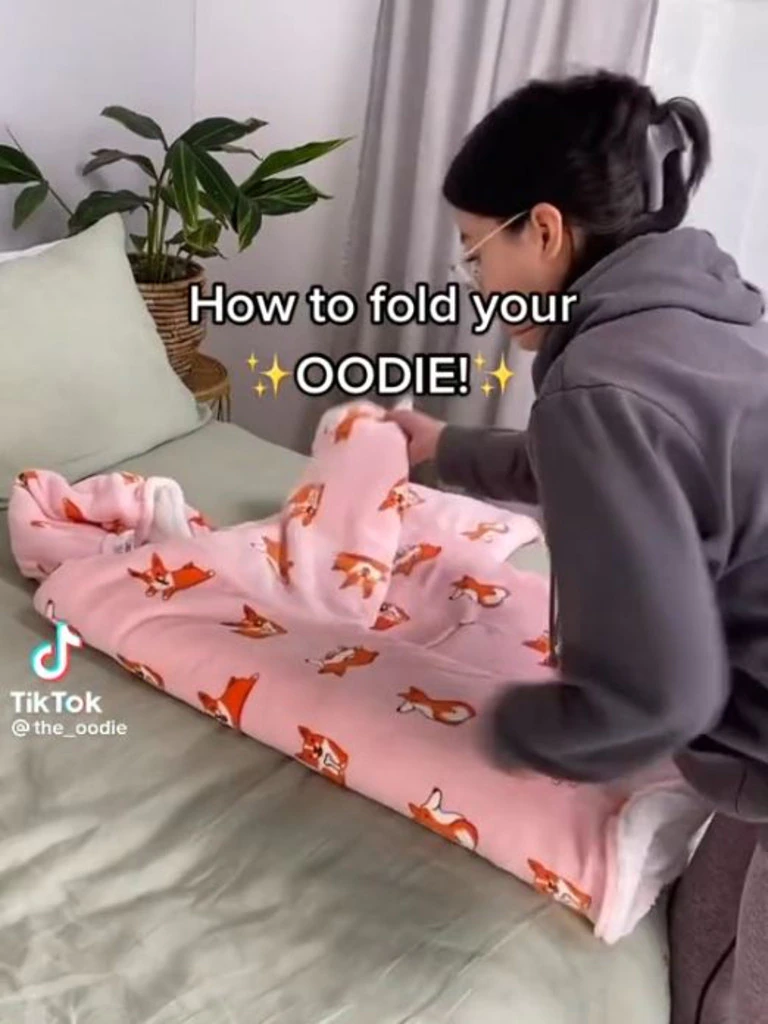 Best the Oodie hooded review