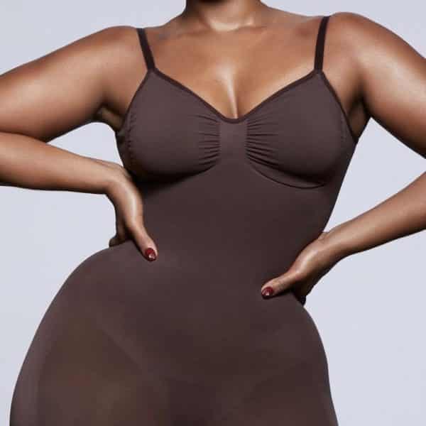 Skims-Shapewear-Review-20-600x600