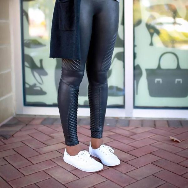 Spanx-Faux-Leather-Leggings-Review-3-600x600