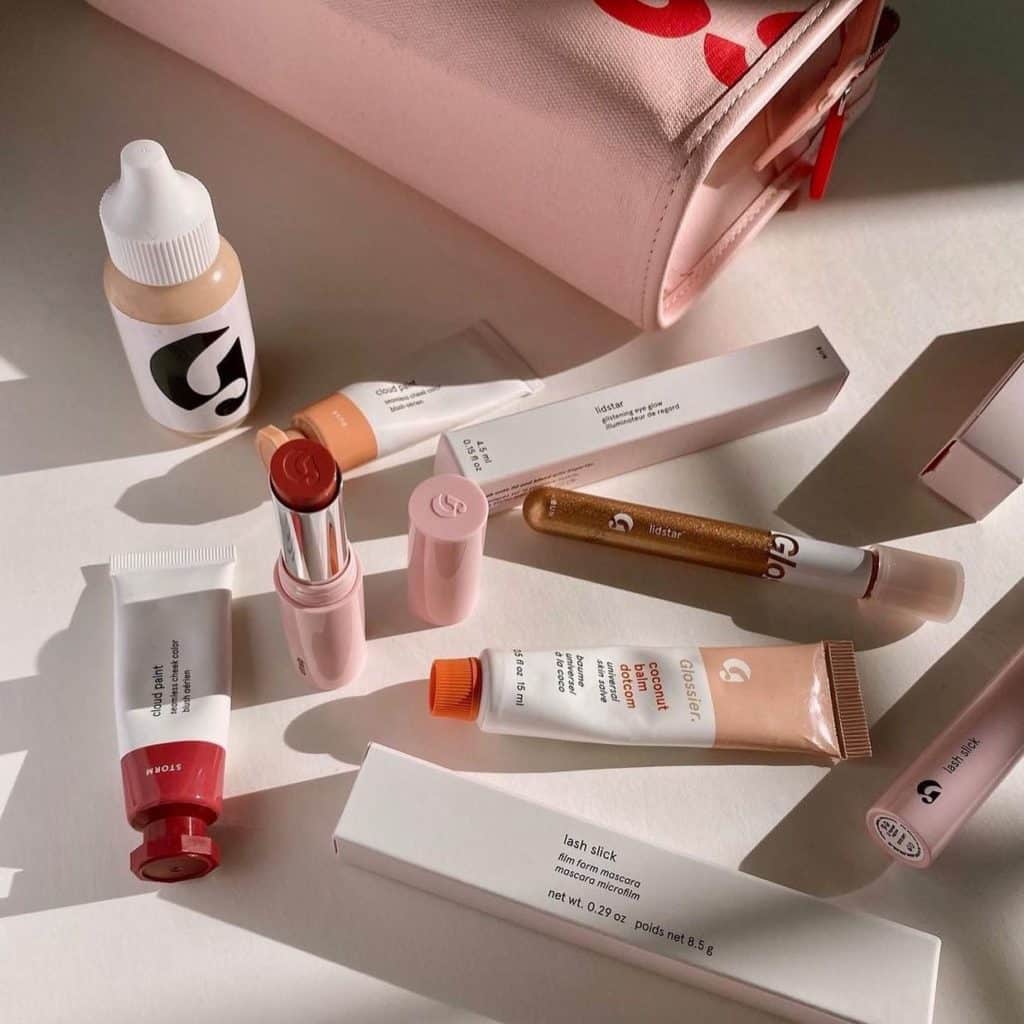 Glossier-Review-1-1-1024x1024