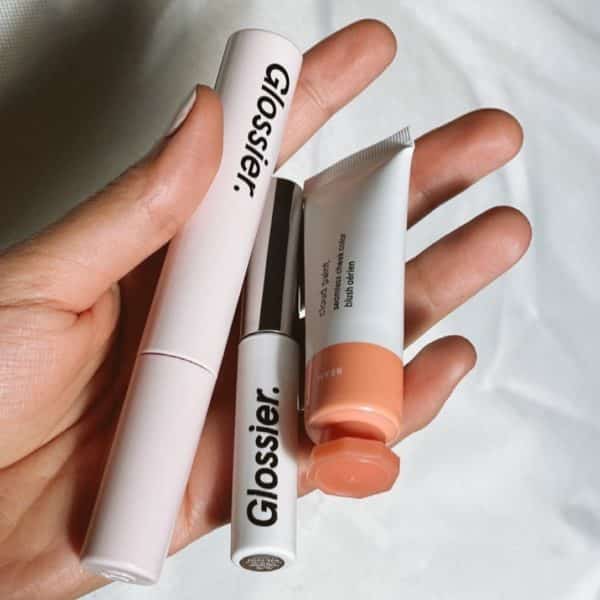 Glossier-Review-11-1-600x600