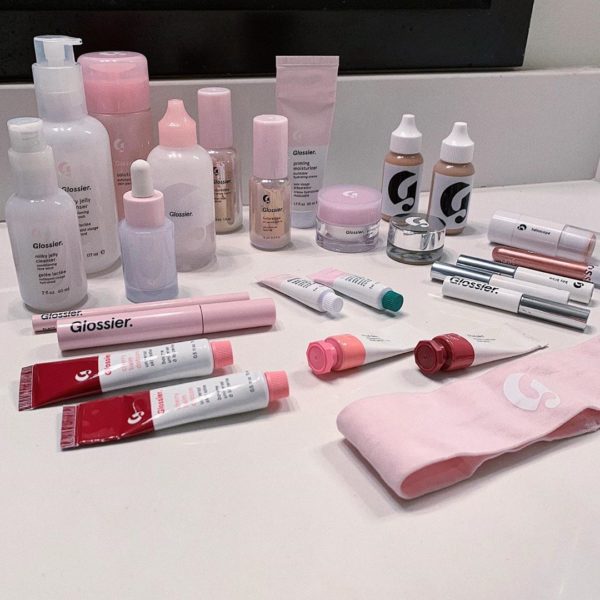 Glossier-Review-17-600x600